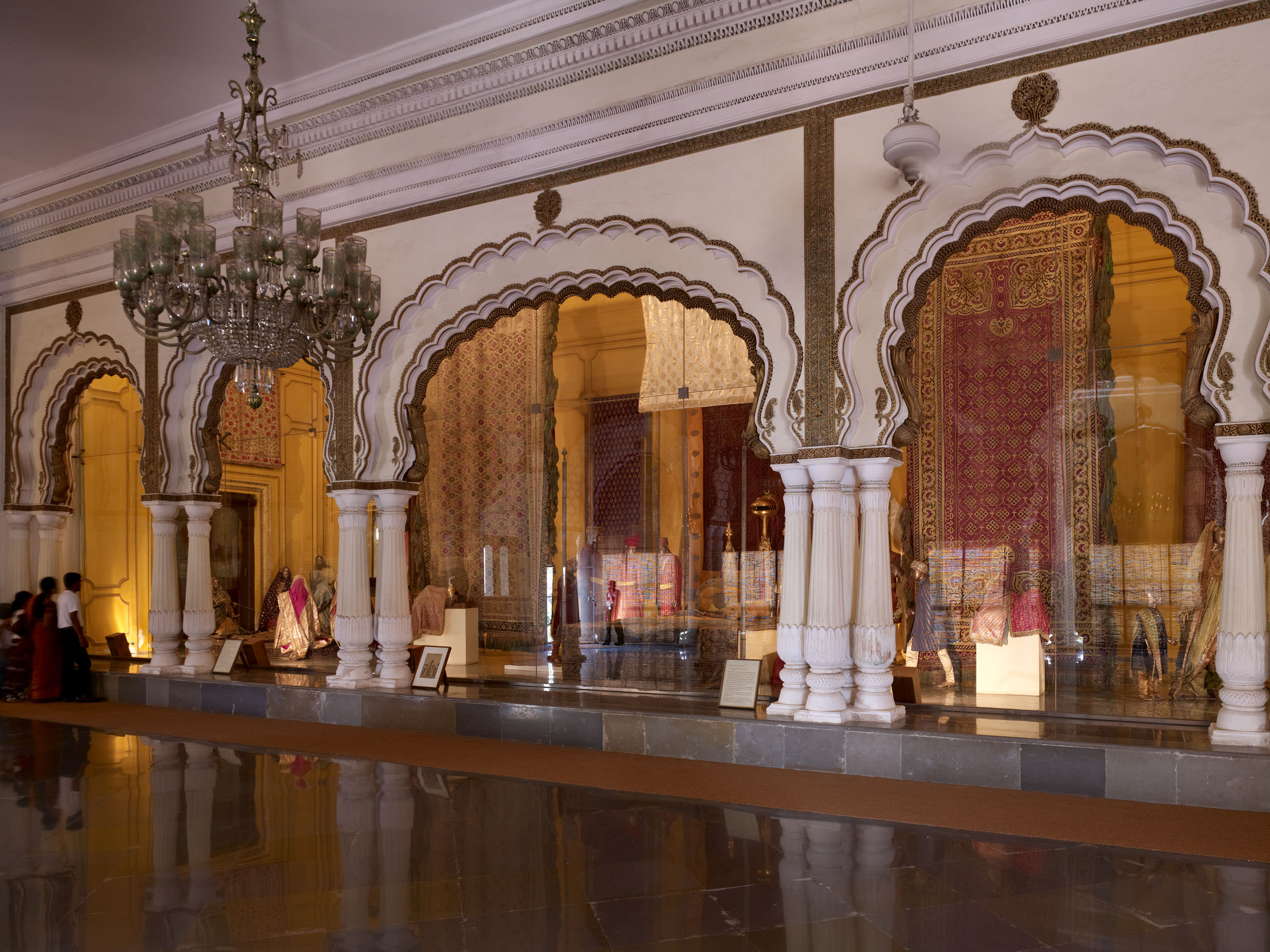 E11318 AP45 026334 j2560